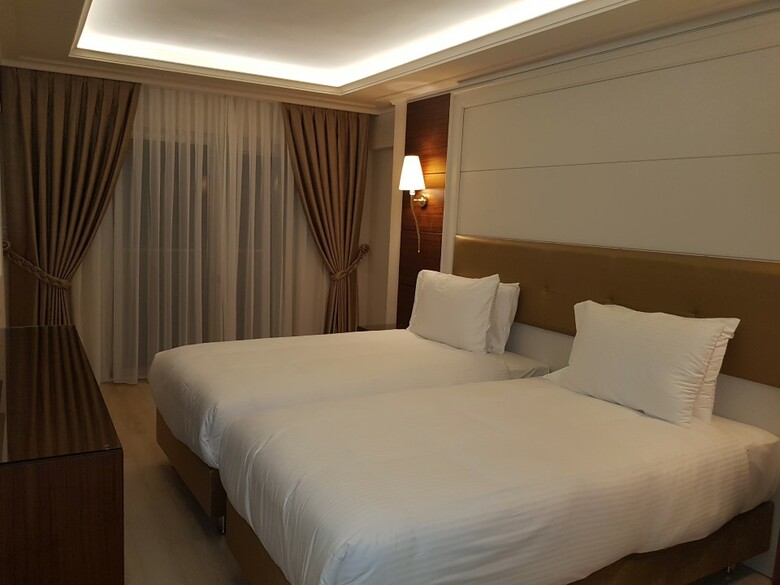 Grand Marcello Hotel