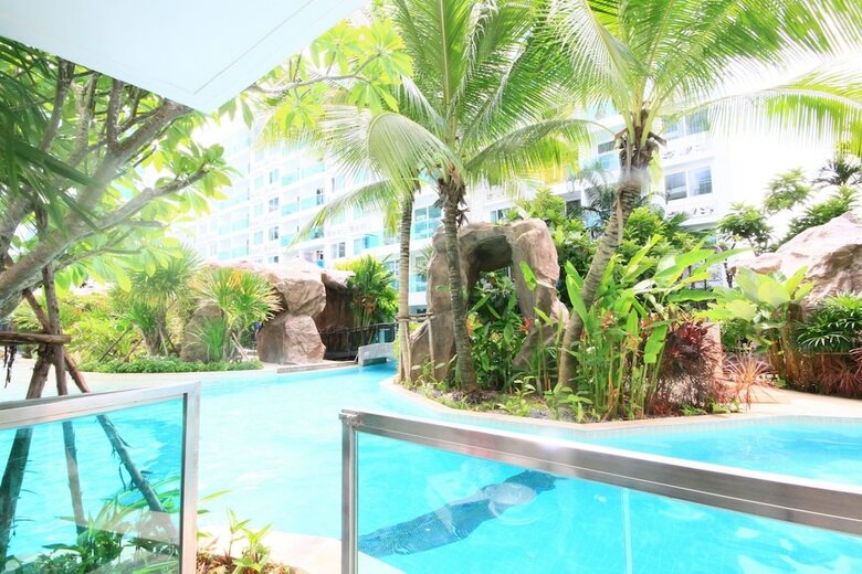 Amazon Condo & Water Park Pattaya