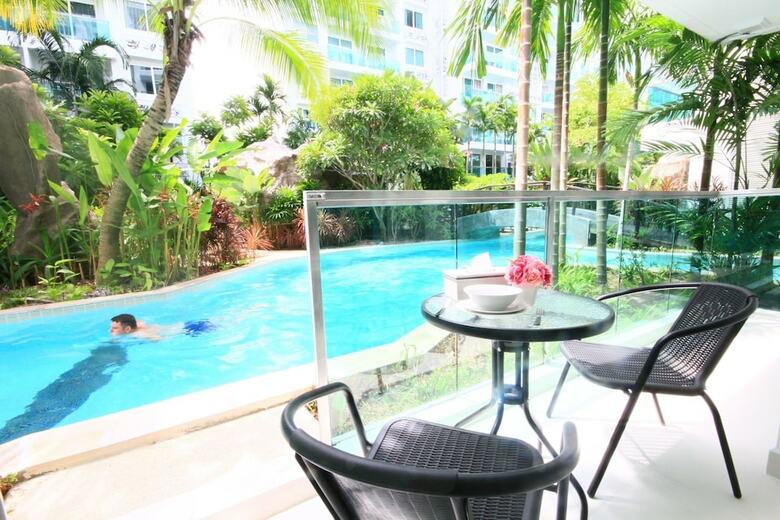 Amazon Condo & Water Park Pattaya