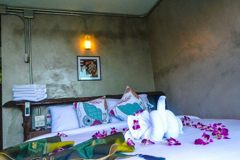 Baan Tubkaek Hotel