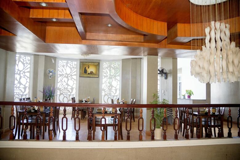 Ha Trinh Hotel