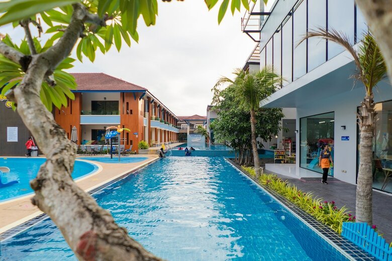 The Bed Vacation Rajamangala Hotel