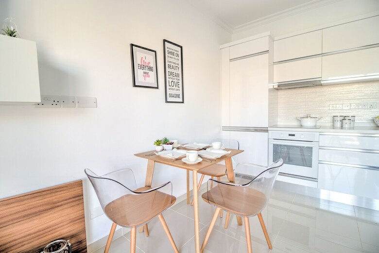 Aparthotel Long Beach Rental Apartments