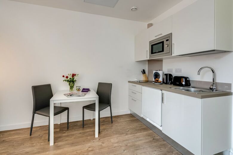 Apartamentos Stylish And Sleek Studio In Liverpool