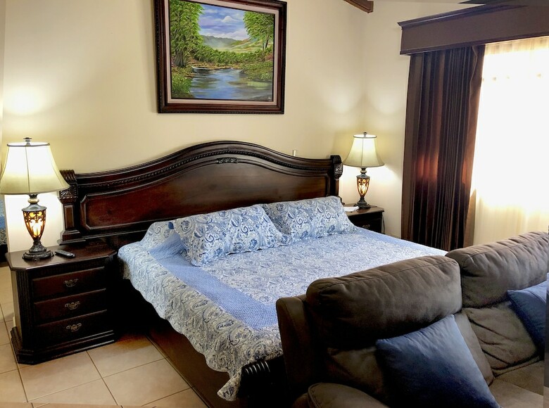 Hotel Suites Merlyn Aeropuerto