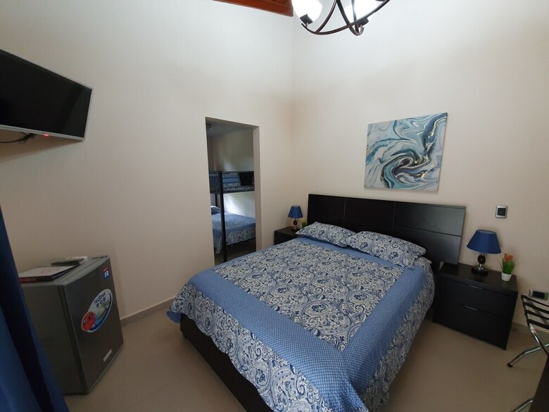 Hotel Suites Merlyn Aeropuerto