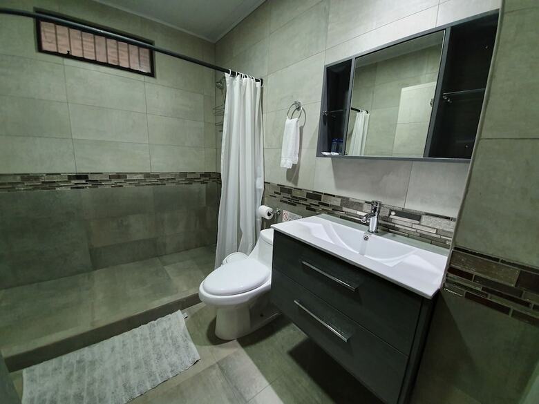 Hotel Suites Merlyn Aeropuerto