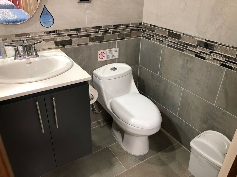 Hotel Suites Merlyn Aeropuerto