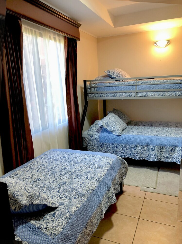 Hotel Suites Merlyn Aeropuerto