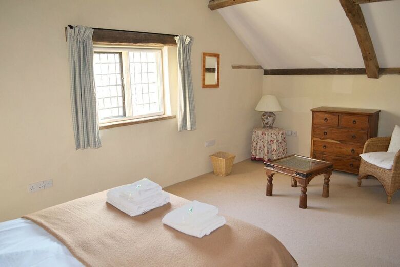Banningham Coach House