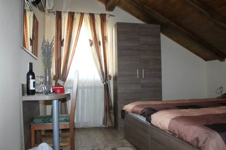 Hotel Sobe Vinia