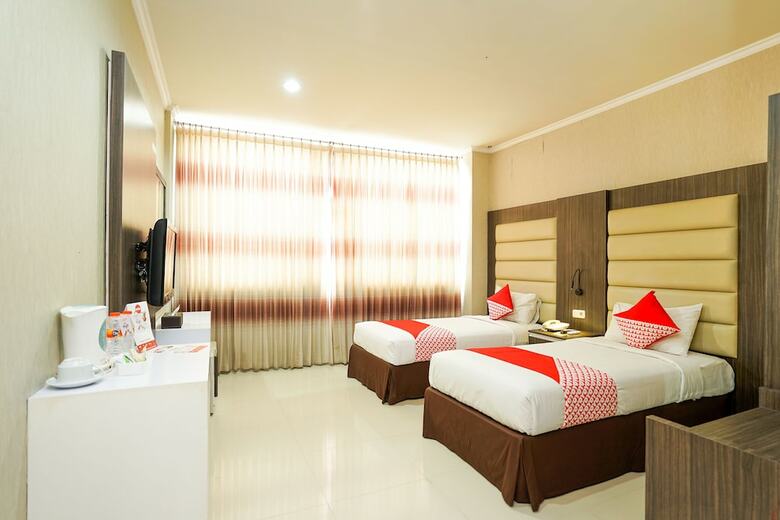 Maumu Hotel & Lounge