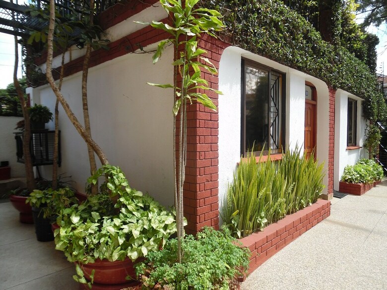 Apartamentos Samra Court