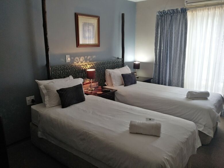 Hotel Acacia Guesthouse