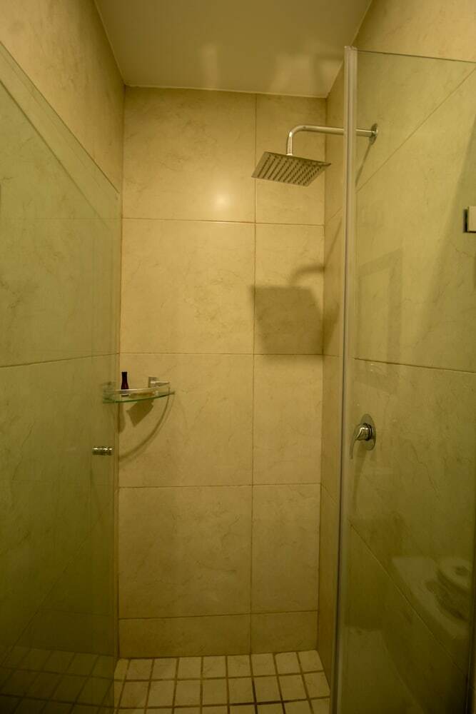 Niza Five Luxury Beach Apartments