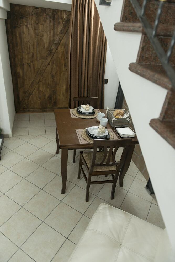 Bed & Breakfast Laetitia Guest House 32