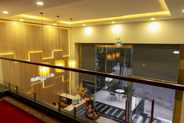 Blue Sky Hotel