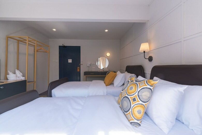 Hotel The Mellow Pillow At Chiang Mai Gate