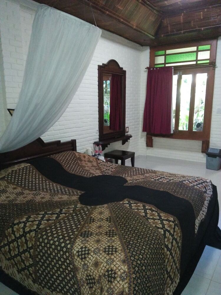 Wisma Ary's Hotel
