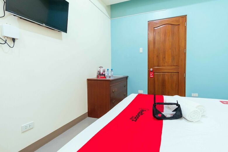 Hotel Reddoorz Plus @ It Park Cebu