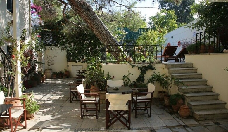 Hotel Villa Kynthia