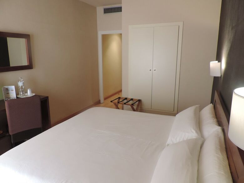 Hotel Puerta de Espa�a