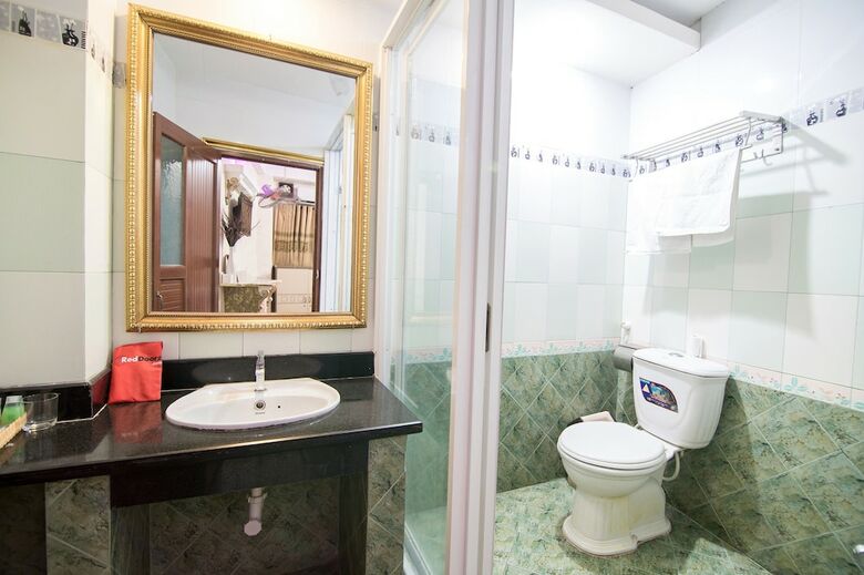 Hotel Reddoorz Near Aeon Mall Tan Phu