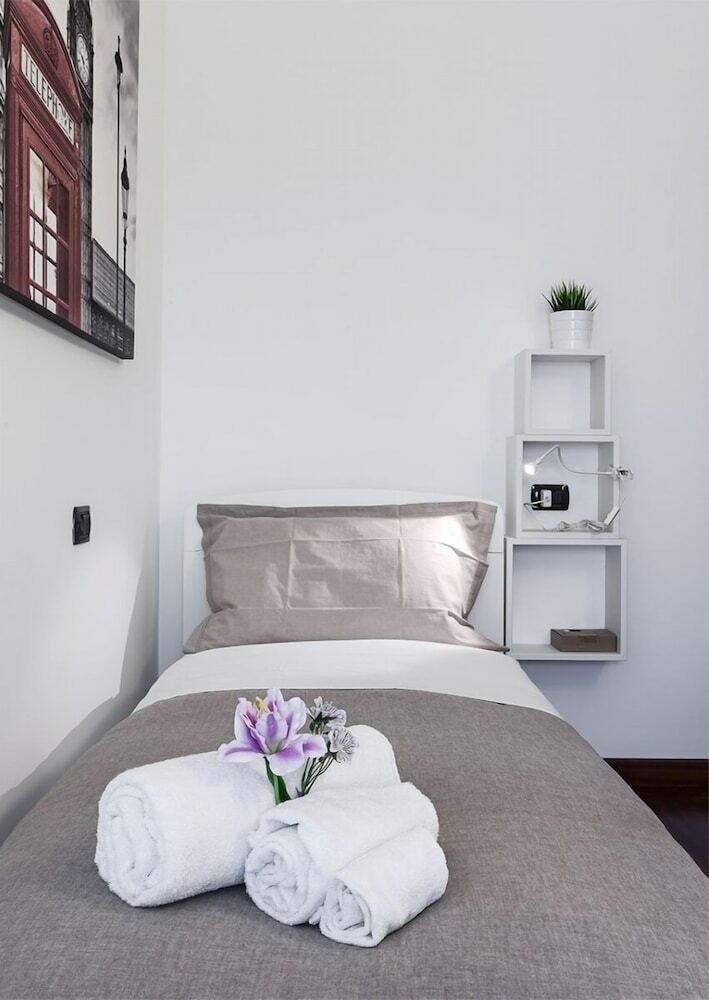 Apartamento Suitelowcost Limbiate - Exp�