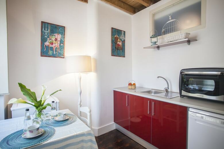Hotel Lisbon Inn Bica Suites