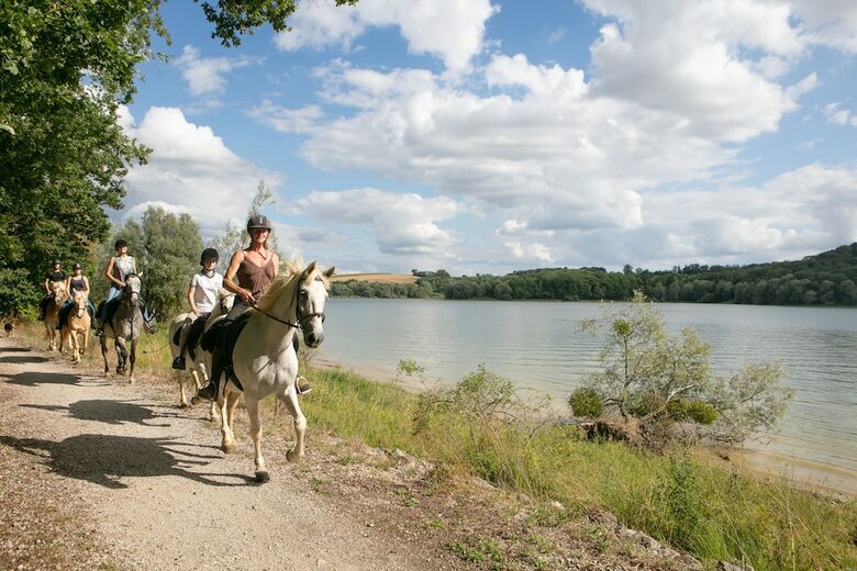 Camping Lac De Liez