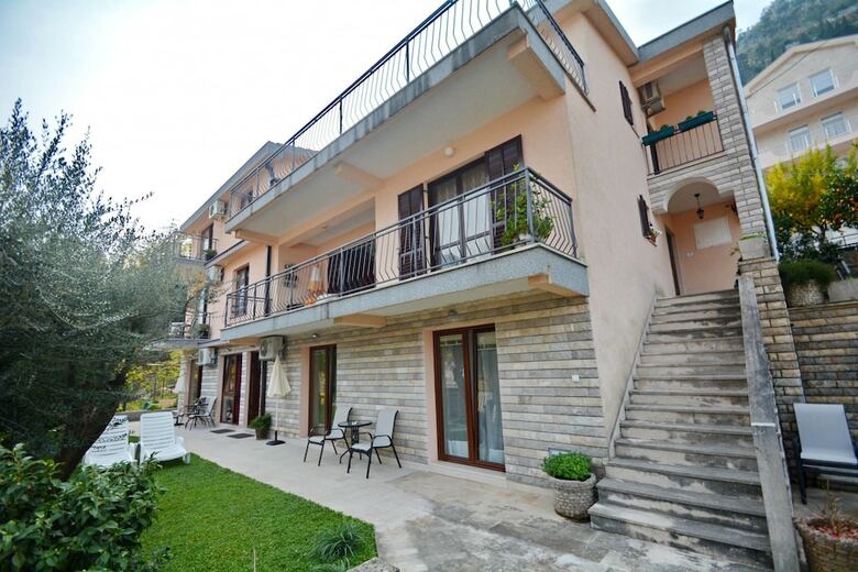 Apartments Andrija