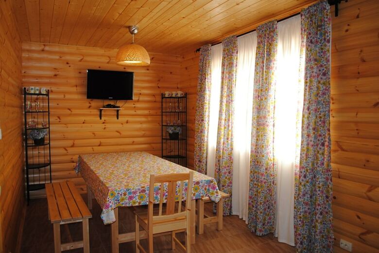Hotel Verhnelebyazhie Fish Resort
