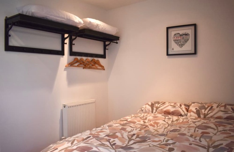 1 Bedroom Apartment Centrally Located In Brighton