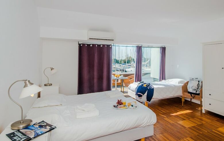 Hotel H�tel Les Trois Voiles