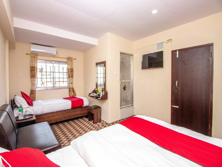 Oyo 261 Hotel Peace Corner