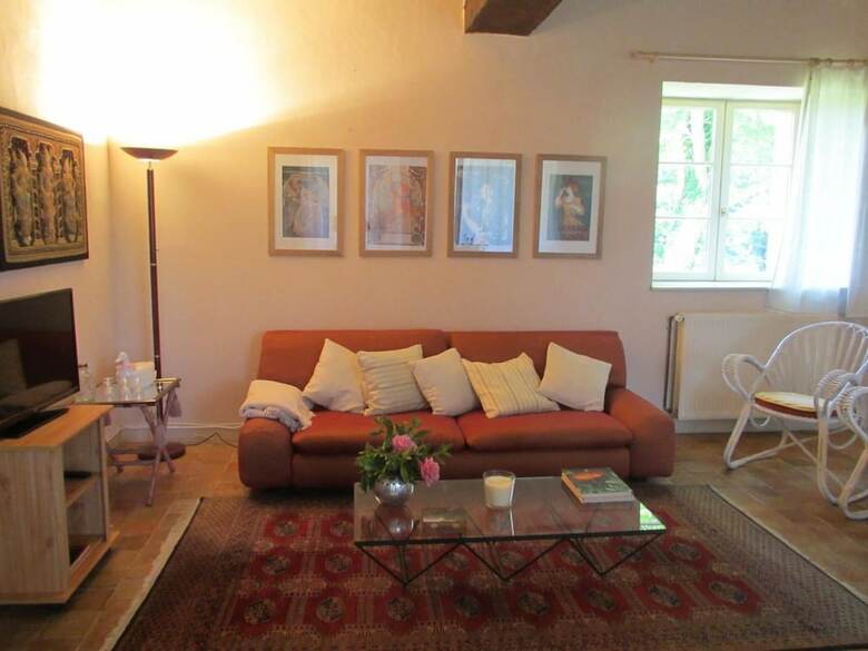 Petit Vaulog� - In A Rural Location