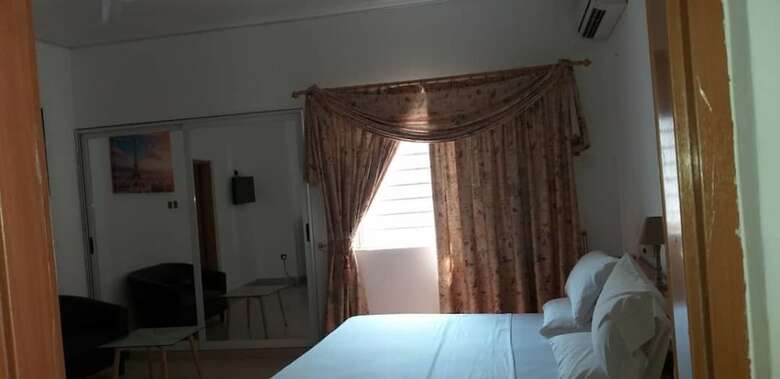 Pak Greenhill Hotel