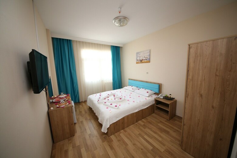Germia Uni Hotel