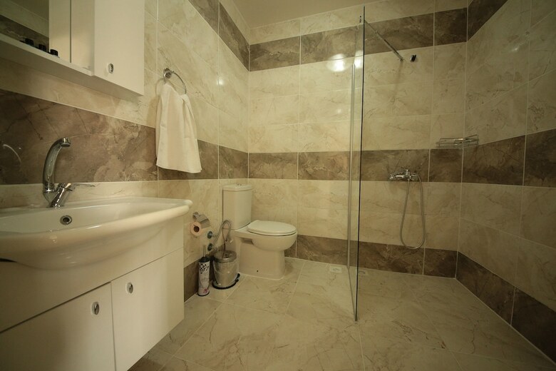 Germia Uni Hotel