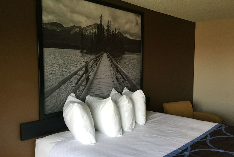 Hotel Super 8 By Wyndham Spruce Grove