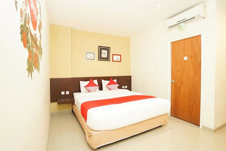 Hostal Oyo 255 98 Residence