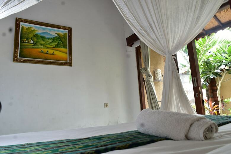 Hostal Menjangan Homestay