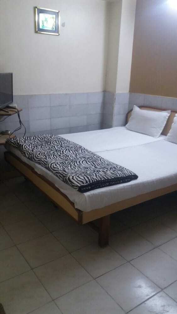 Hotel Suvidha
