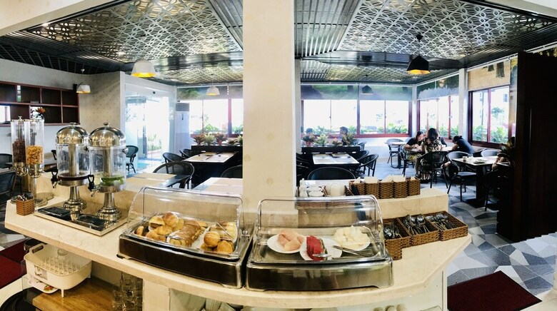 Airstar Hotel & Apartment