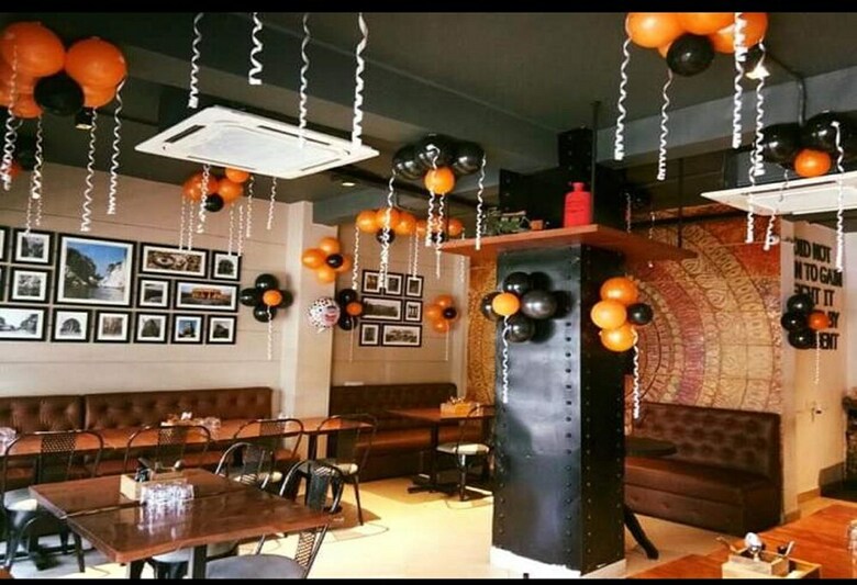 Hotel Paras