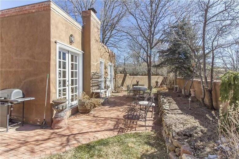 Burro Garden - Two Bedroom Home