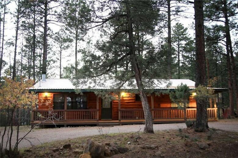 123 Rising Hill - Two Bedroom Cabin