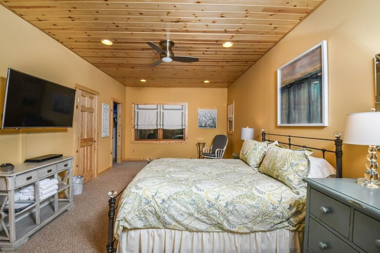 Cabana Claralea Lodge 5 Bedroom House