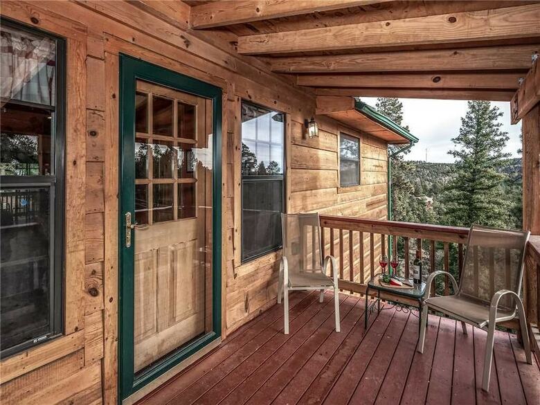 Gareys Deer Haven - Three Bedroom Cabin