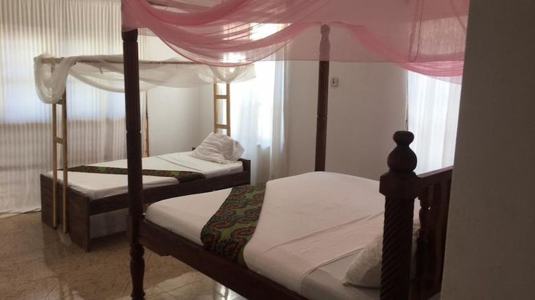Hotel White Blue Bungalows